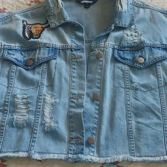 Jean Jacket XL - Picture 2 of 16